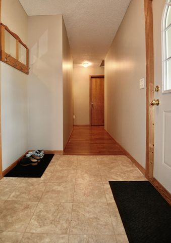 513 Horseshoe Lane, Braham, MN 55006