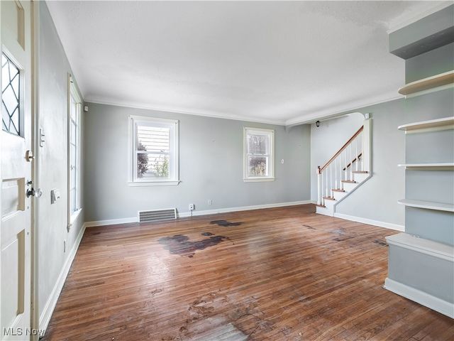 857 Quarry Drive, Cleveland Heights, OH 44121