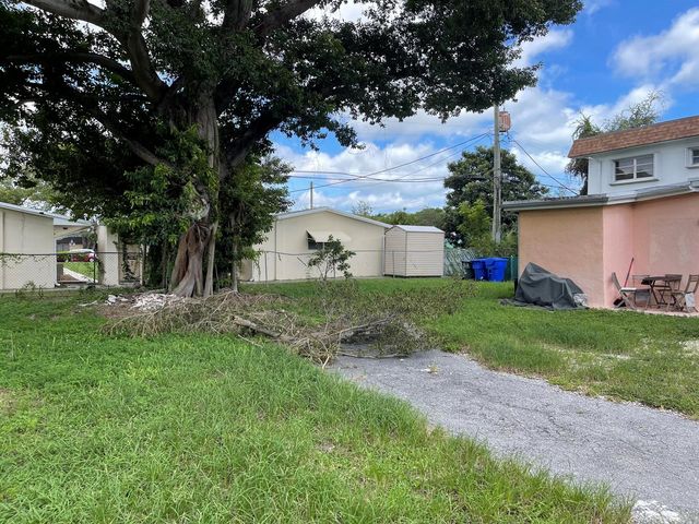 2243 Polk Street, Hollywood, FL 33020