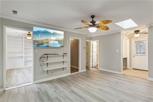 3452 Kings Creek LN, Hayes, VA 23072