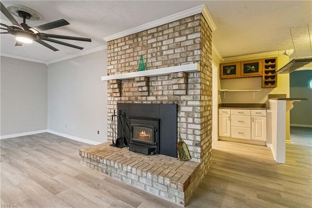 3452 Kings Creek LN, Hayes, VA 23072