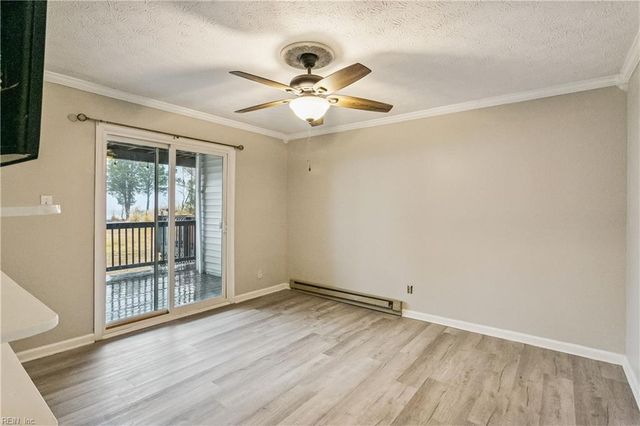 3452 Kings Creek LN, Hayes, VA 23072