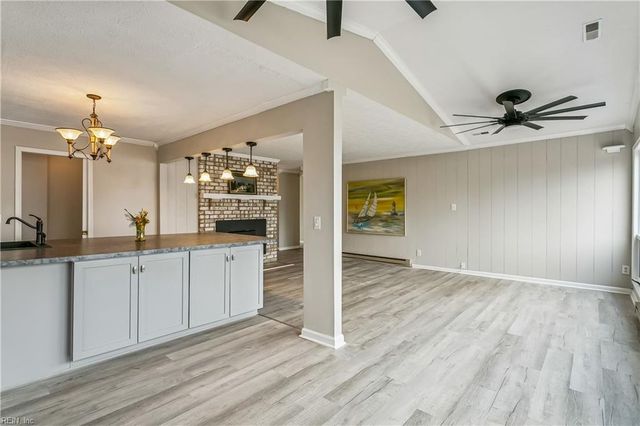 3452 Kings Creek LN, Hayes, VA 23072