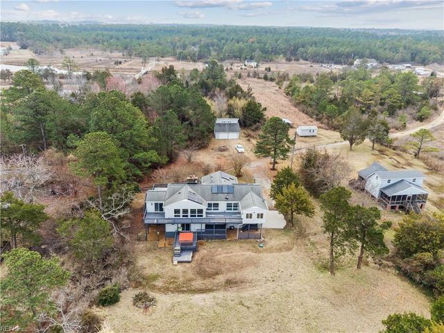 3452 Kings Creek LN, Hayes, VA 23072