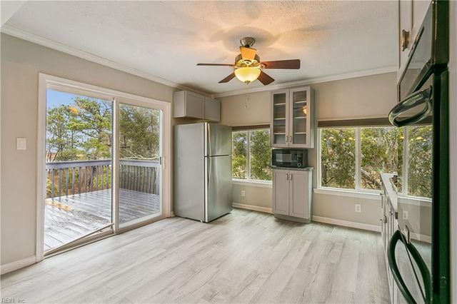 3452 Kings Creek LN, Hayes, VA 23072