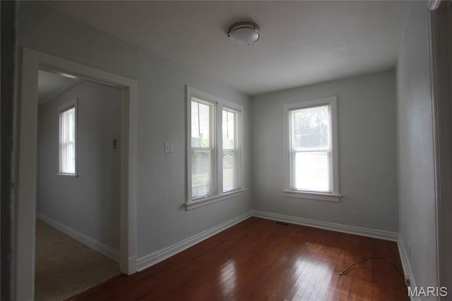 3362 Edmundson Road, St Louis, MO 63114