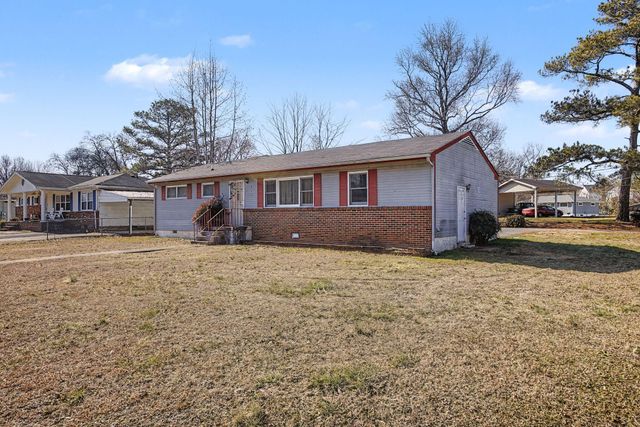 903 Sunny Dell Circle, Chattanooga, TN 37412