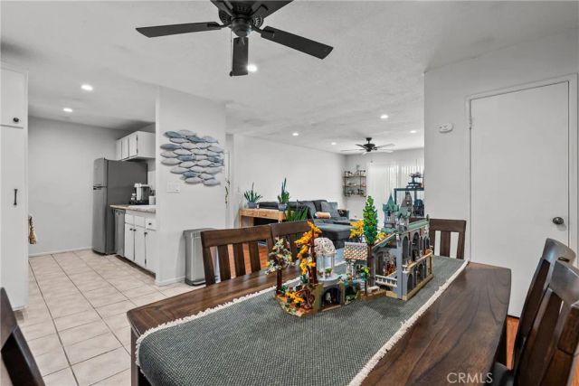 25736 Player Drive R4, Valencia, CA 91355