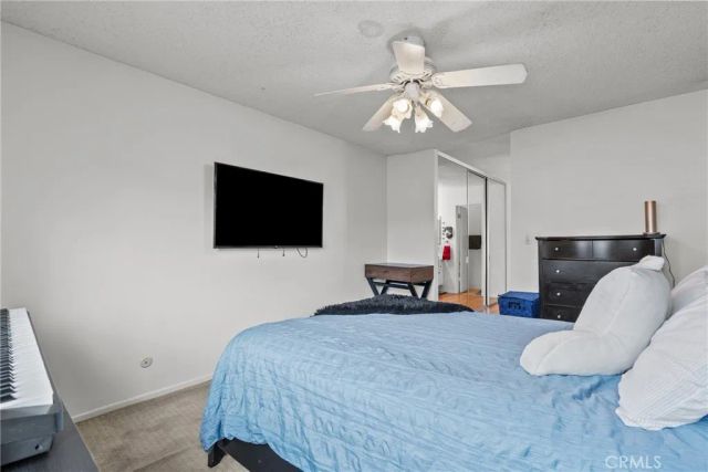 25736 Player Drive R4, Valencia, CA 91355