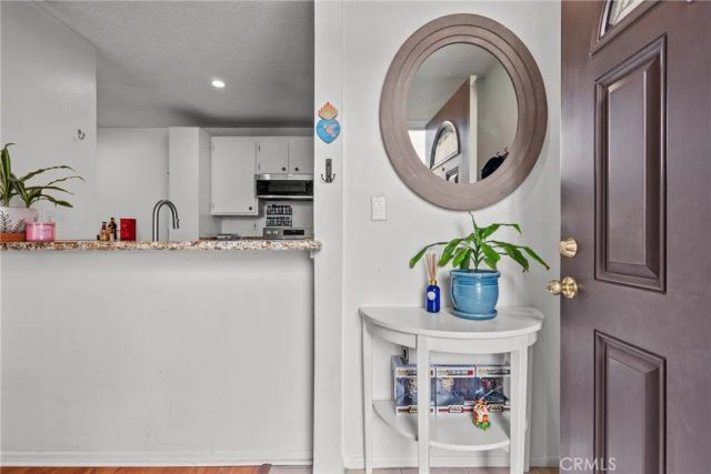 25736 Player Drive R4, Valencia, CA 91355