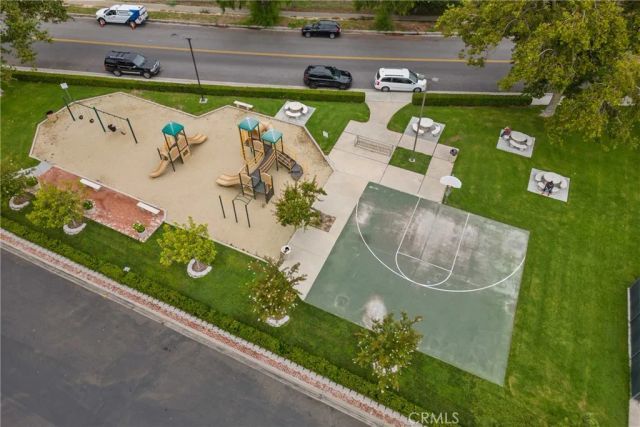 25736 Player Drive R4, Valencia, CA 91355