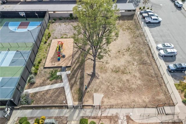 25736 Player Drive R4, Valencia, CA 91355