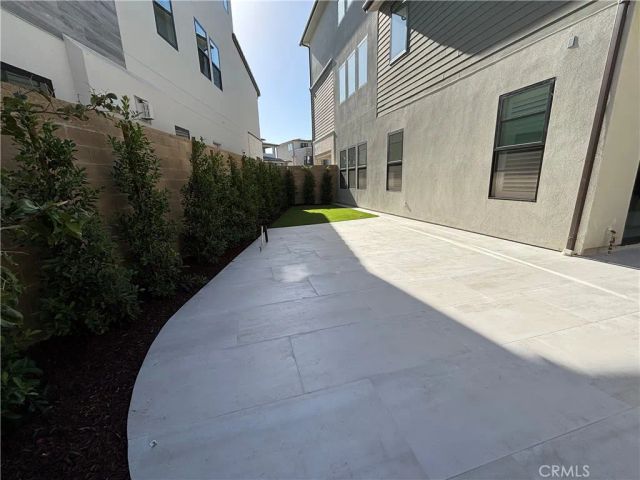 208 Stage, Irvine, CA 92618