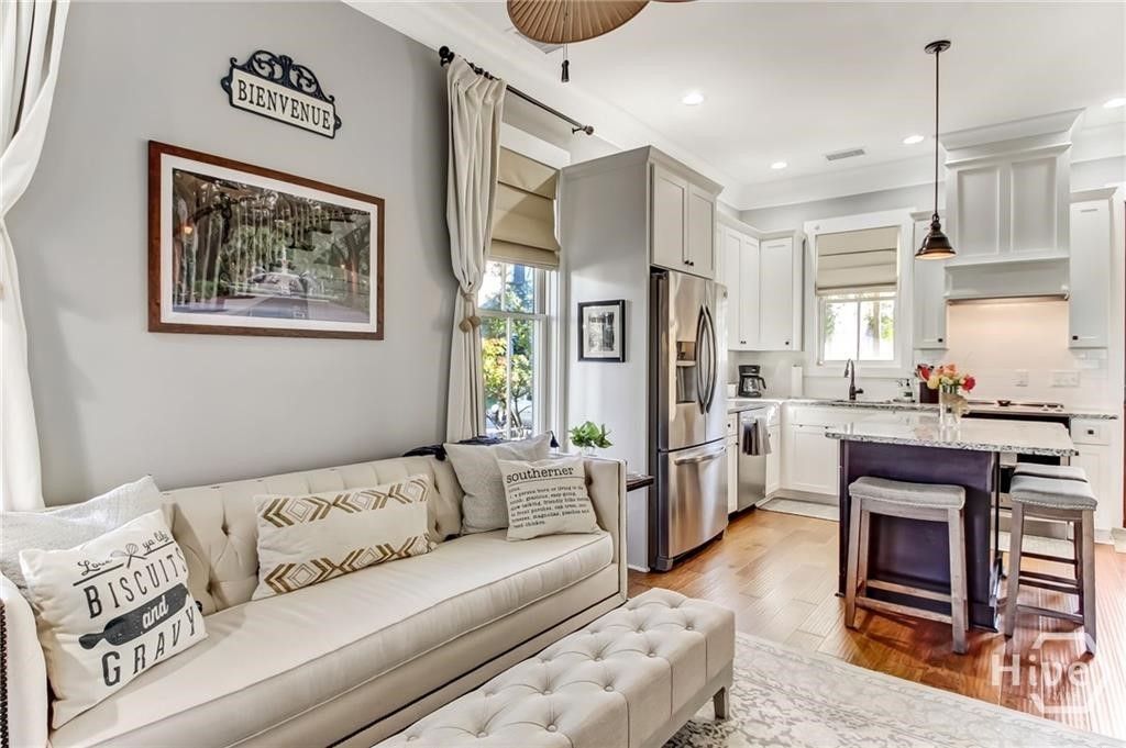 Image 14 of property listing at 712 Tattnall Street, Savannah, GA 31401