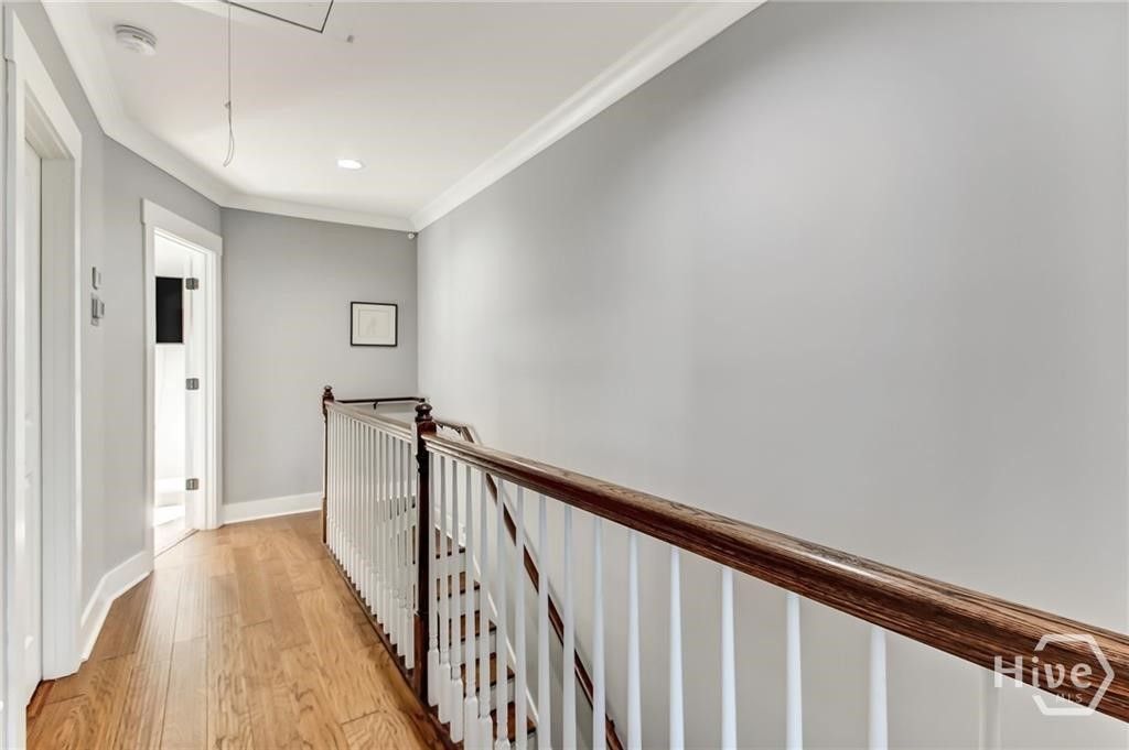 Image 23 of property listing at 712 Tattnall Street, Savannah, GA 31401