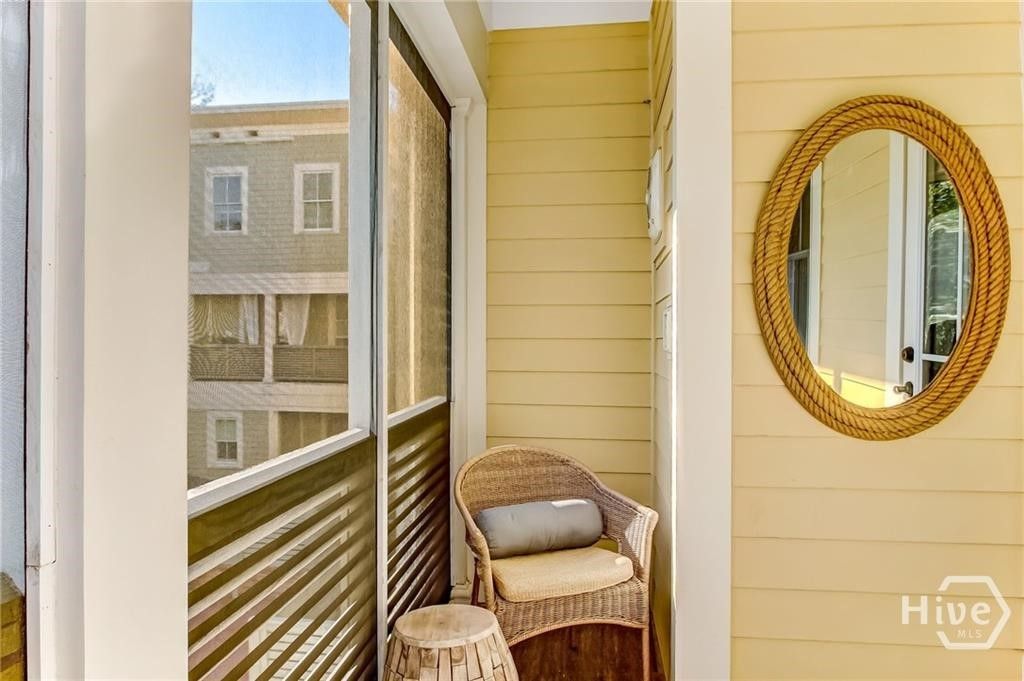 Image 31 of property listing at 712 Tattnall Street, Savannah, GA 31401