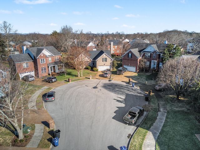 314 Larkspur Cv, Franklin, TN 37064