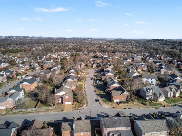 314 Larkspur Cv, Franklin, TN 37064