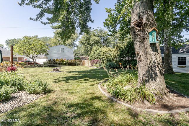 833 River Road, Maumee, OH 43537