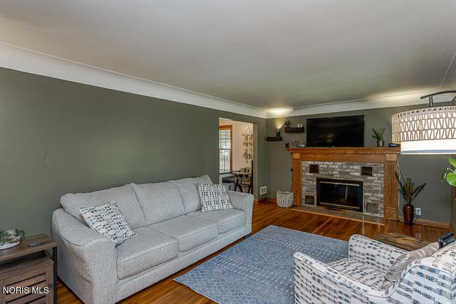 833 River Road, Maumee, OH 43537