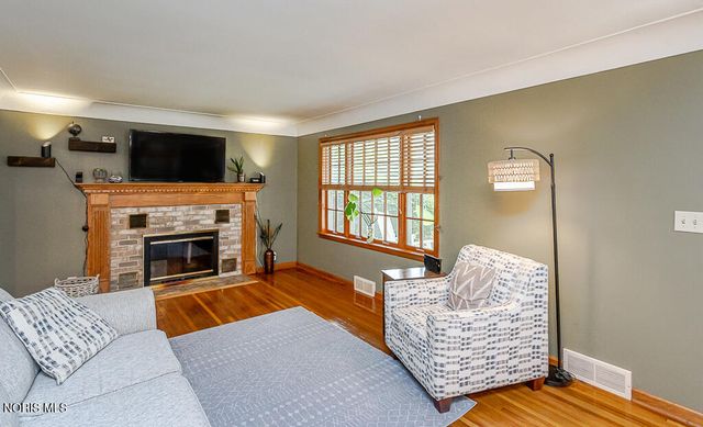 833 River Road, Maumee, OH 43537