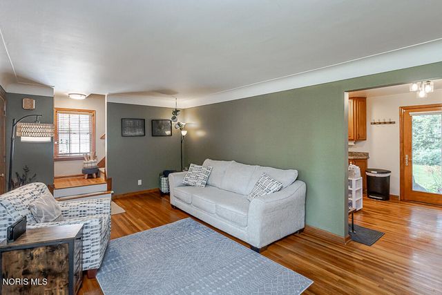 833 River Road, Maumee, OH 43537