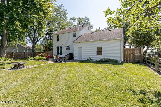 833 River Road, Maumee, OH 43537