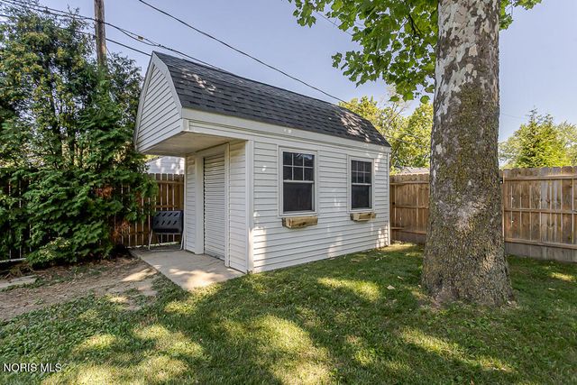 833 River Road, Maumee, OH 43537