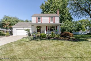 833 River Road, Maumee, OH 43537