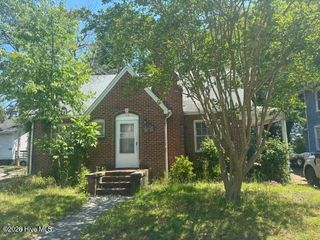 110 Paris Avenue, Greenville, NC 27834