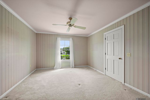 12511 S Lake Sherwood Ave, Baton Rouge, LA 70816