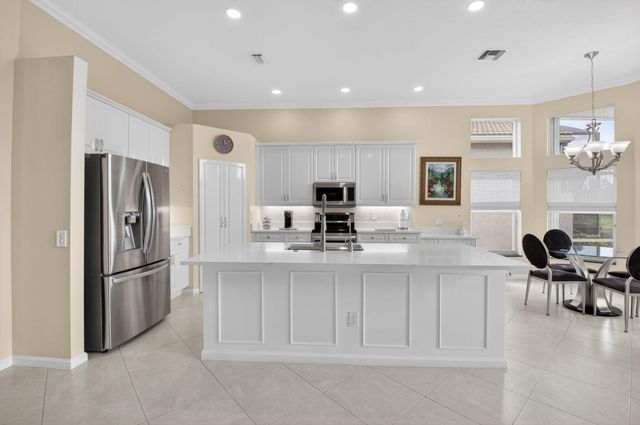 7350 Cortes Lake Drive, Delray Beach, FL 33446