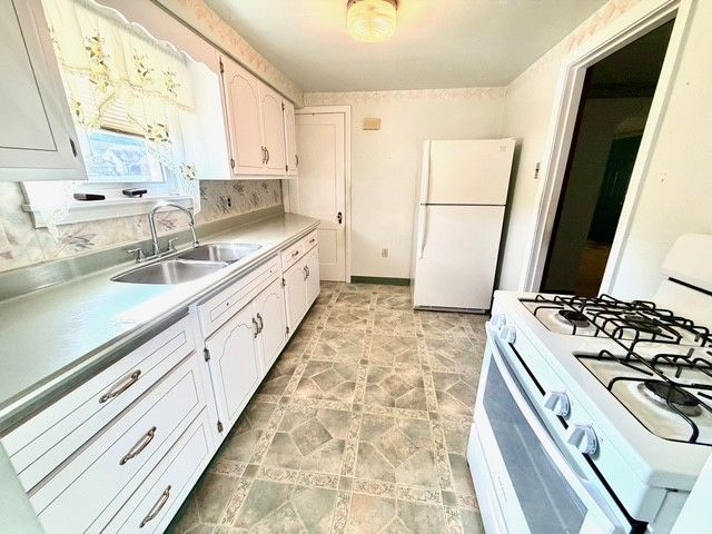 2108 Barnsdale Ave, Mckeesport, PA 15132