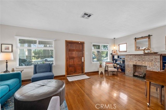 519 N 8th, Upland, CA 91786