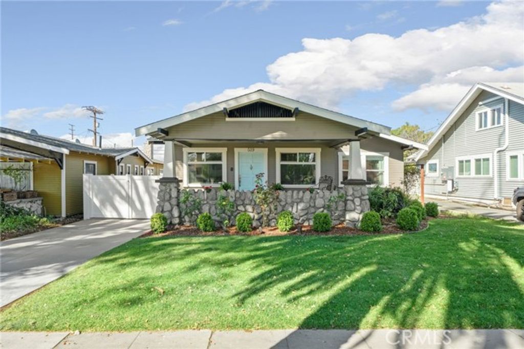 519 N 8th, Upland, CA 91786