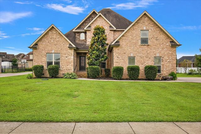 1219 Lewis Downs Dr, Christiana, TN 37037