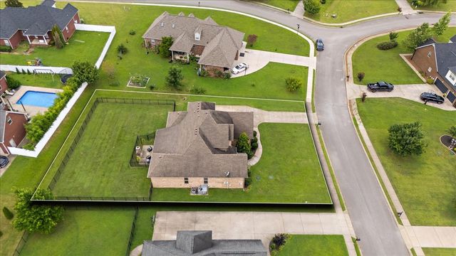 1219 Lewis Downs Dr, Christiana, TN 37037