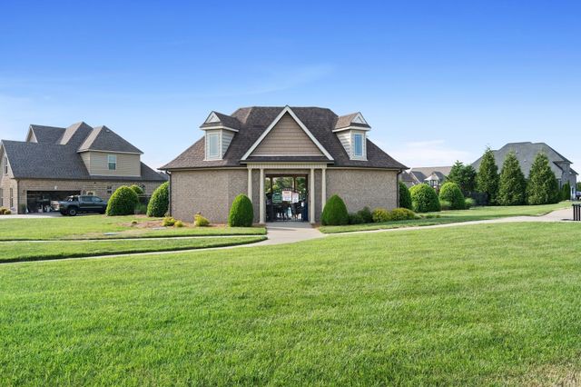 1219 Lewis Downs Dr, Christiana, TN 37037