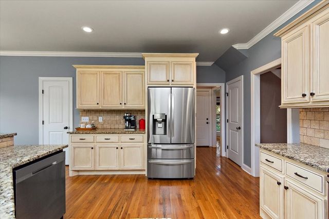 1219 Lewis Downs Dr, Christiana, TN 37037