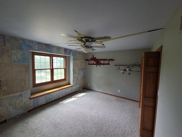 W220S3864 Crestview DRIVE, Waukesha, WI 53189