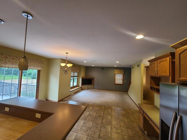 W220S3864 Crestview DRIVE, Waukesha, WI 53189