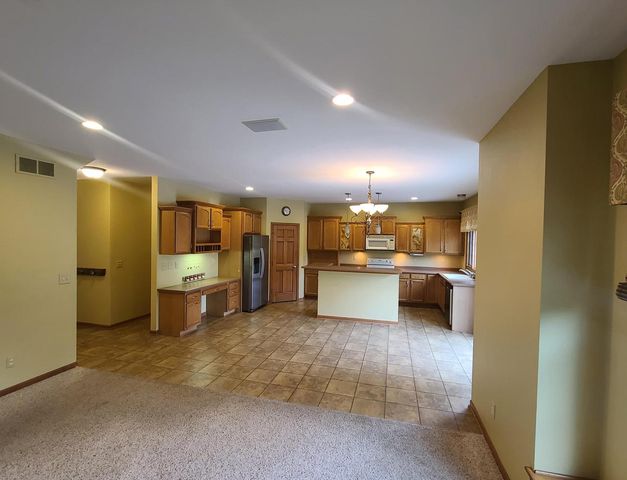 W220S3864 Crestview DRIVE, Waukesha, WI 53189