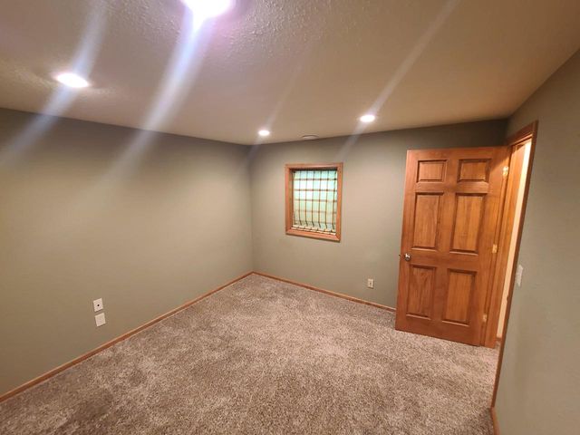 W220S3864 Crestview DRIVE, Waukesha, WI 53189
