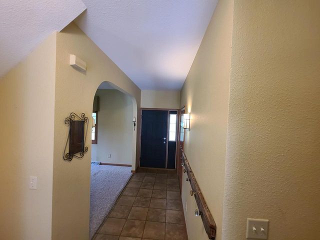 W220S3864 Crestview DRIVE, Waukesha, WI 53189