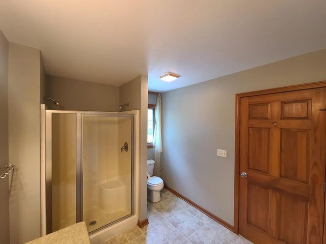 W220S3864 Crestview DRIVE, Waukesha, WI 53189