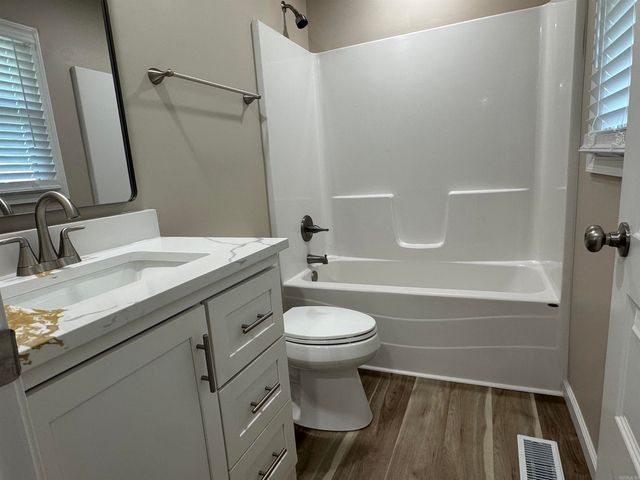 13 Sundale Circle, Paragould, AR 72450