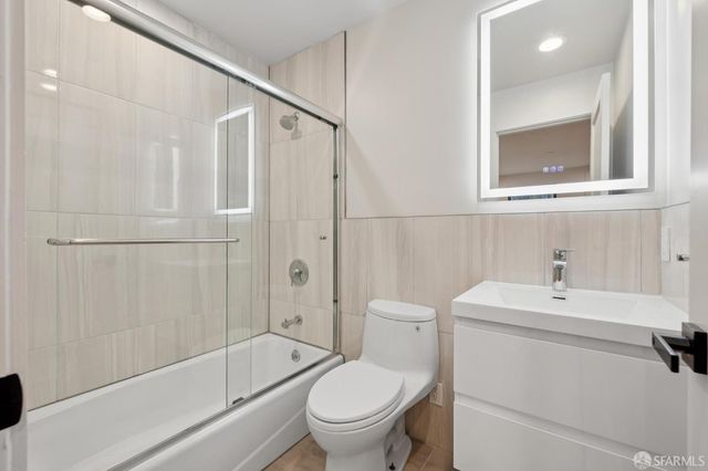 1371 Broadway Street, San Francisco, CA 94109