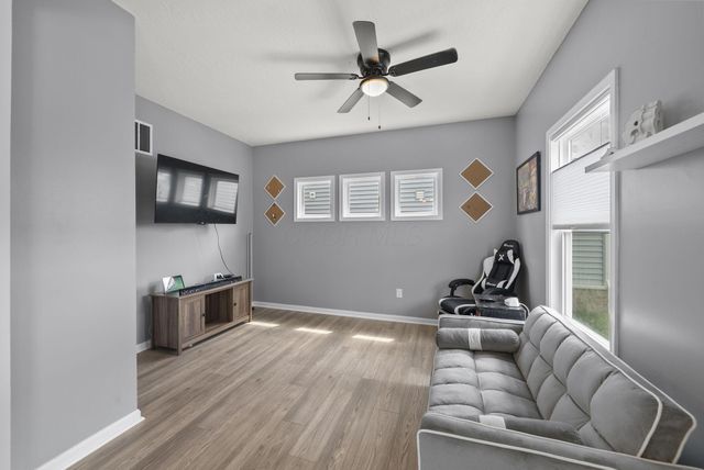 1059 Honeycomb Lane, Grove City, OH 43123