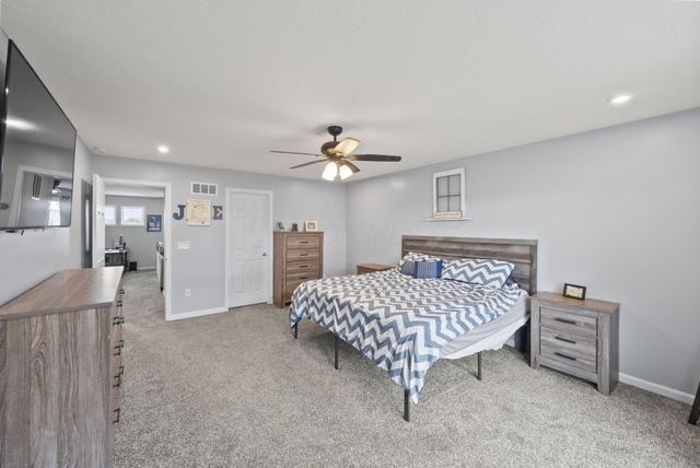 1059 Honeycomb Lane, Grove City, OH 43123
