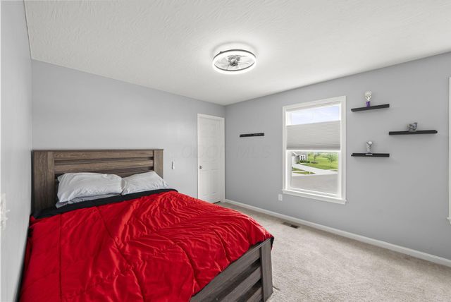 1059 Honeycomb Lane, Grove City, OH 43123